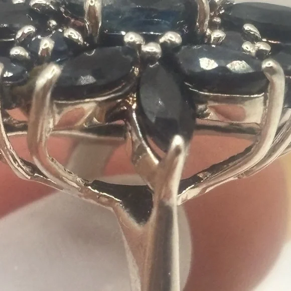 Sterling Silver 925 Sapphire Blue Cluster Ring NWOT - Picture 4 of 9